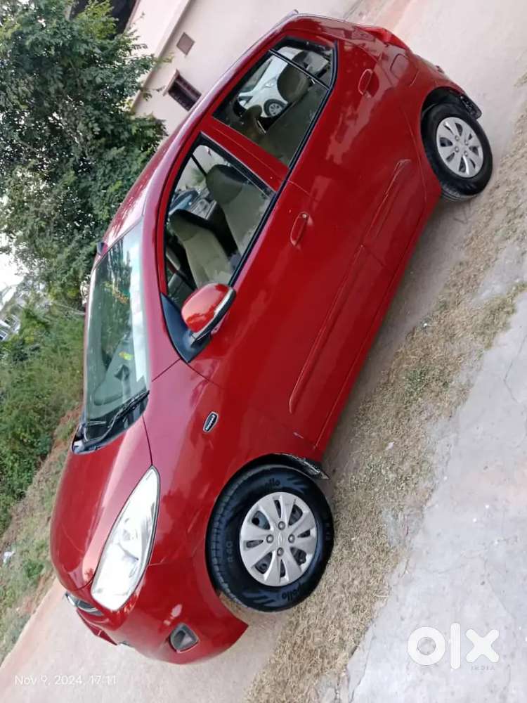 Hyundai I10 Sportz 2012