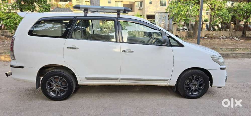 Toyota Innova 2.5 Vx 7 Seater Bs Iv, 2012, Diesel