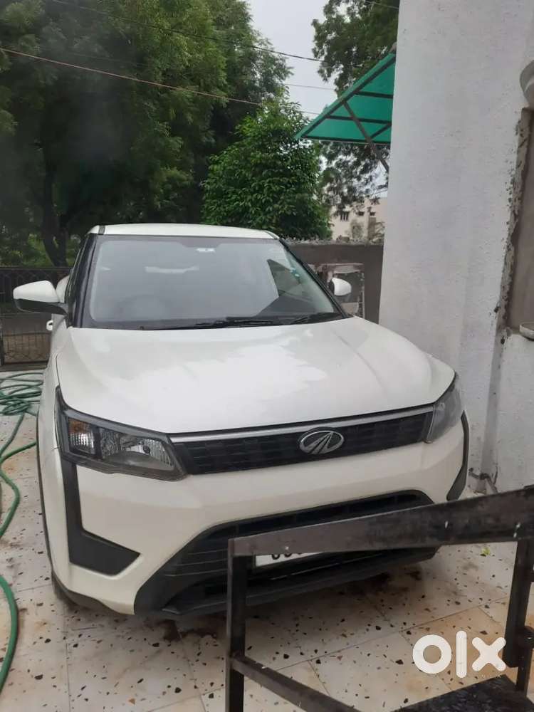 Xuv 300 Very Less Used As Good As New With All Mahindra Accessories
