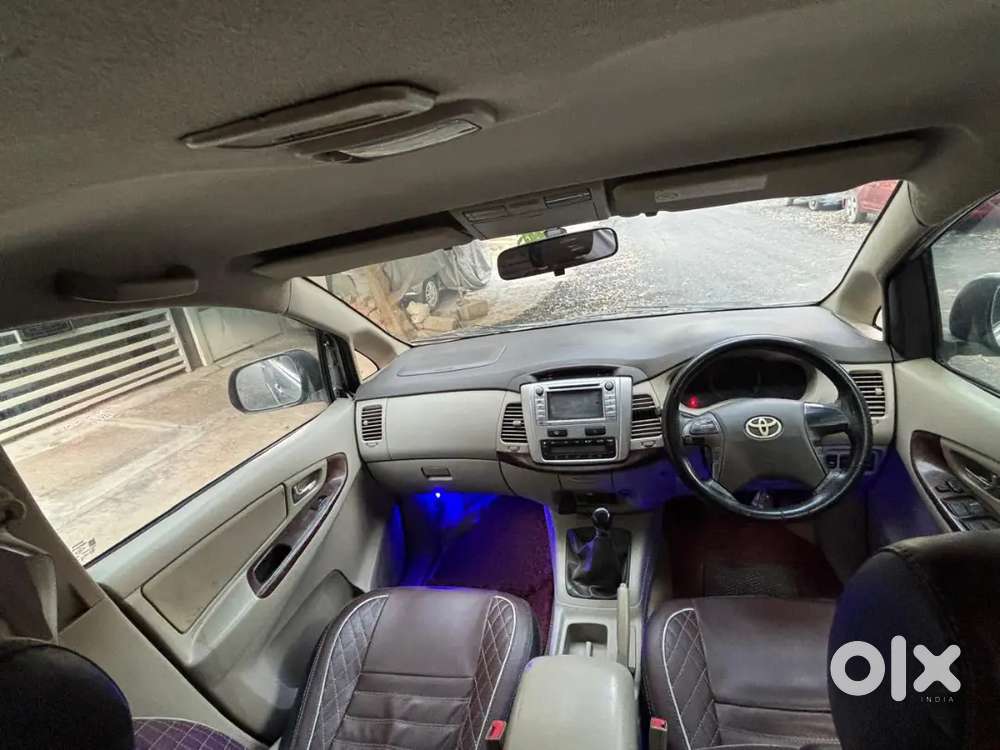 Toyota Innova 2012 Diesel Well Maintained