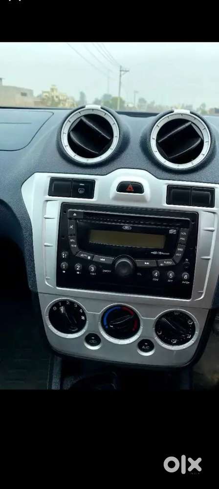 Ford Endeavour Diesel 2011