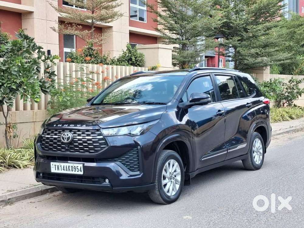 Toyota Innova Hycross Gx (o), 2024, Petrol