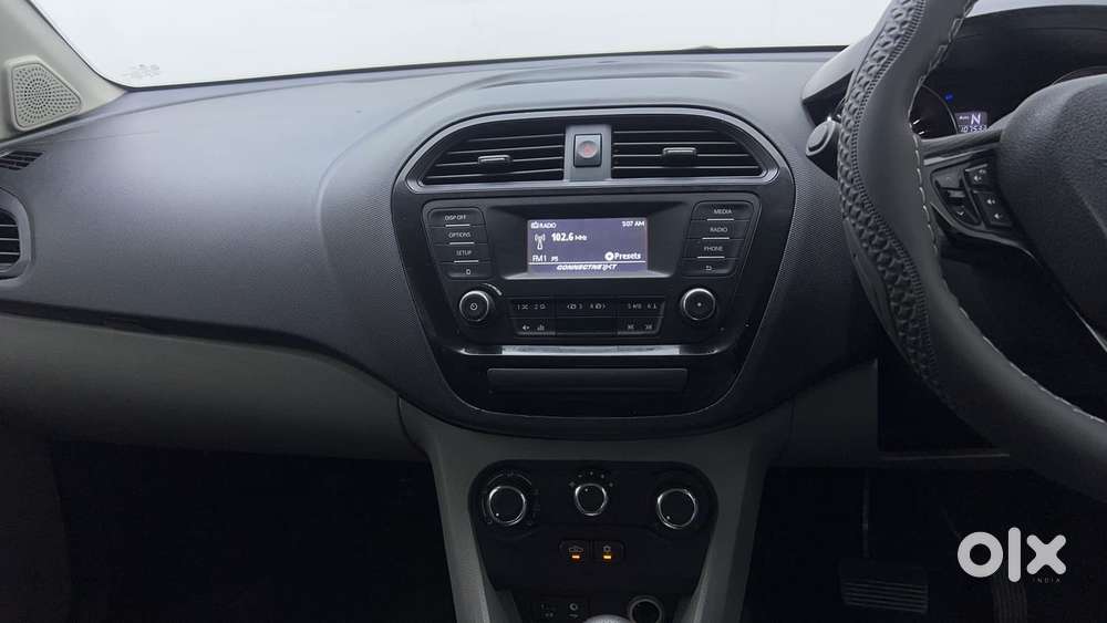 Tata Tiago Xza, 2019, Petrol