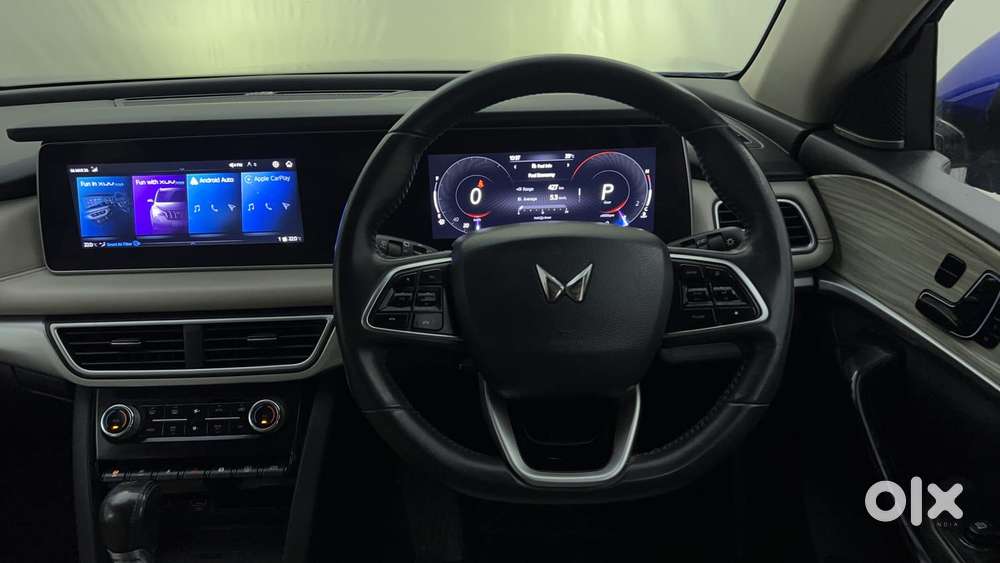 Mahindra Xuv700 2.2 Ax 7 Diesel At Luxury Pack Str, 2021, Diesel