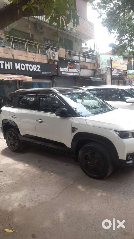 Maruti Suzuki Brezza 1.5 Vxi Smart Hybrid, 2024, Petrol