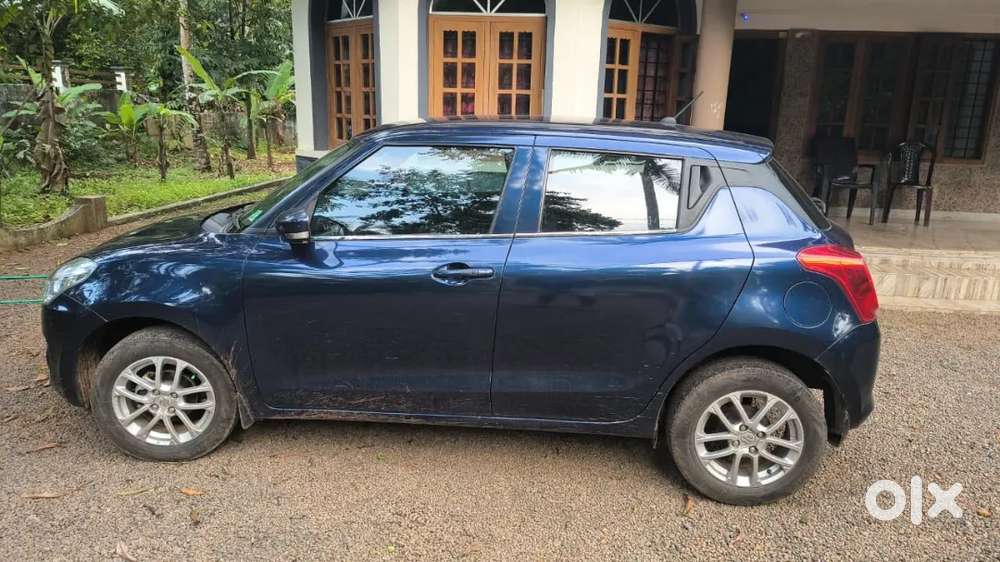 Lady Used Maruti Suzuki Swift 2019 Petrol 60000 Km Driven