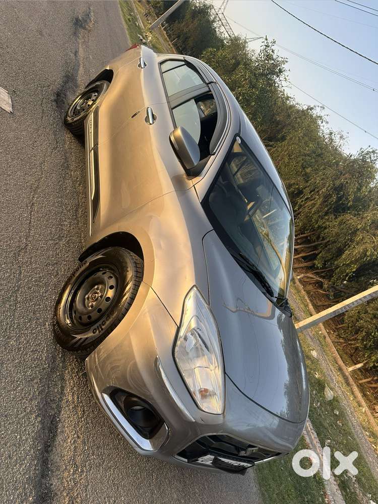 Maruti Suzuki Swift Dzire 1.2 Vxi Bsiv, 2023, Cng & Hybrids