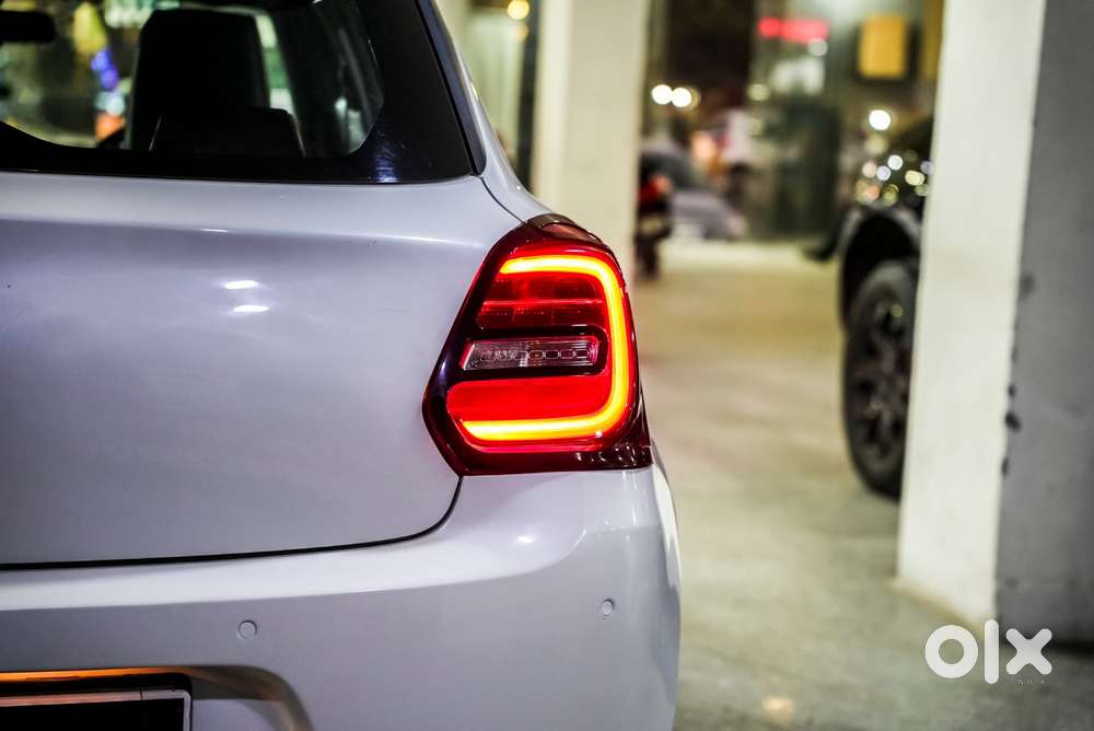 Maruti Suzuki Swift Vxi Abs Bsiv, 2020, Petrol