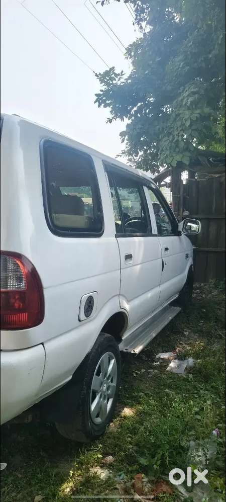 Chevrolet Tavera Ls 2015 Diesel Manual 3rd Owner