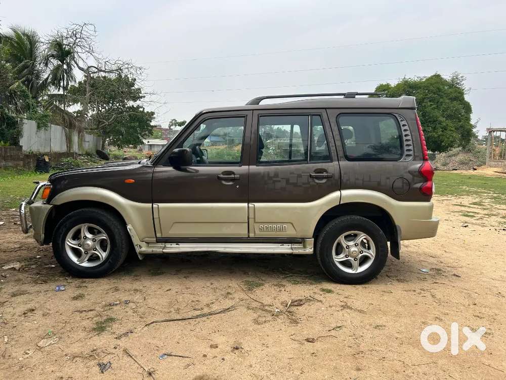 Mahindra Scorpio 2011