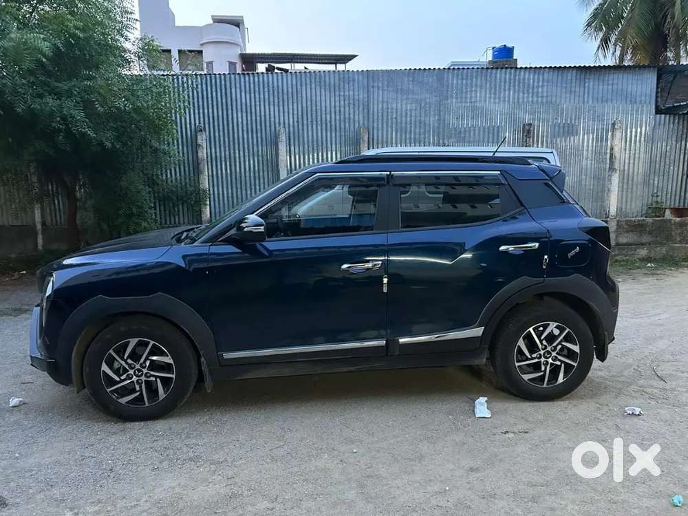 Mahindra Xuv 3xo 2025 Petrol 13781 Km Driven