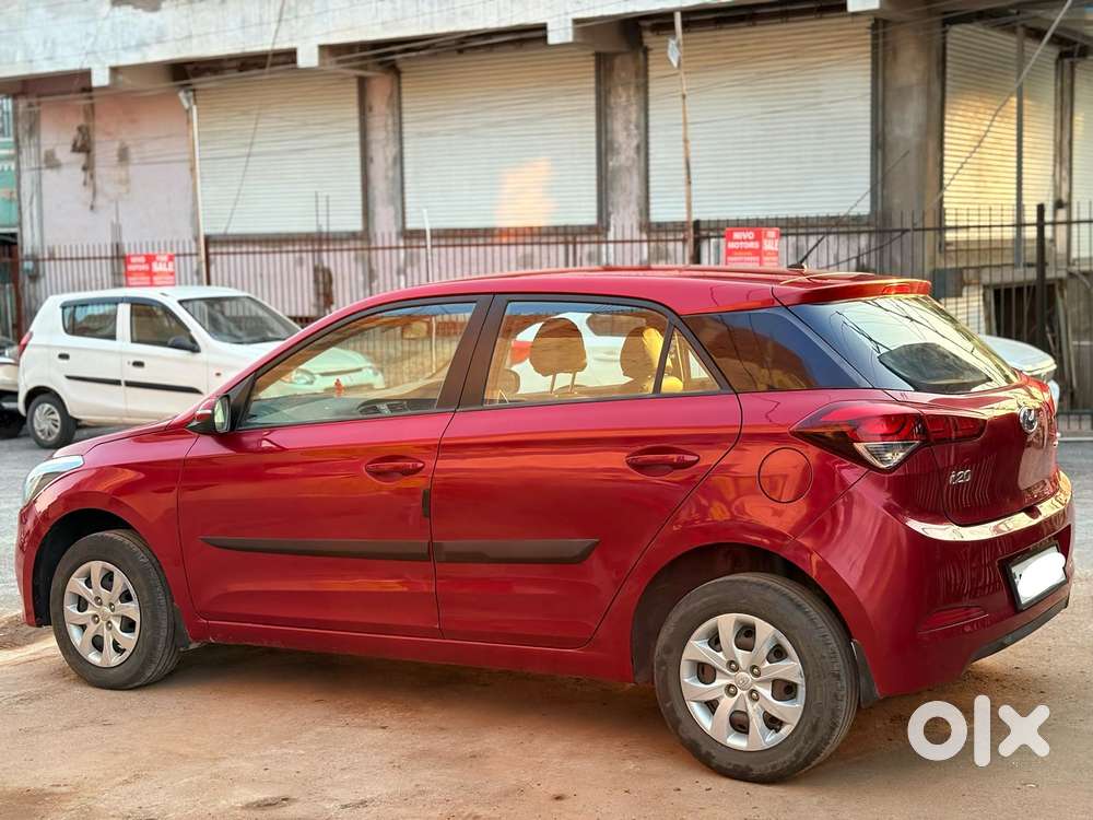 Hyundai I20 Sportz 1.2 Bs-iv, 2018, Petrol