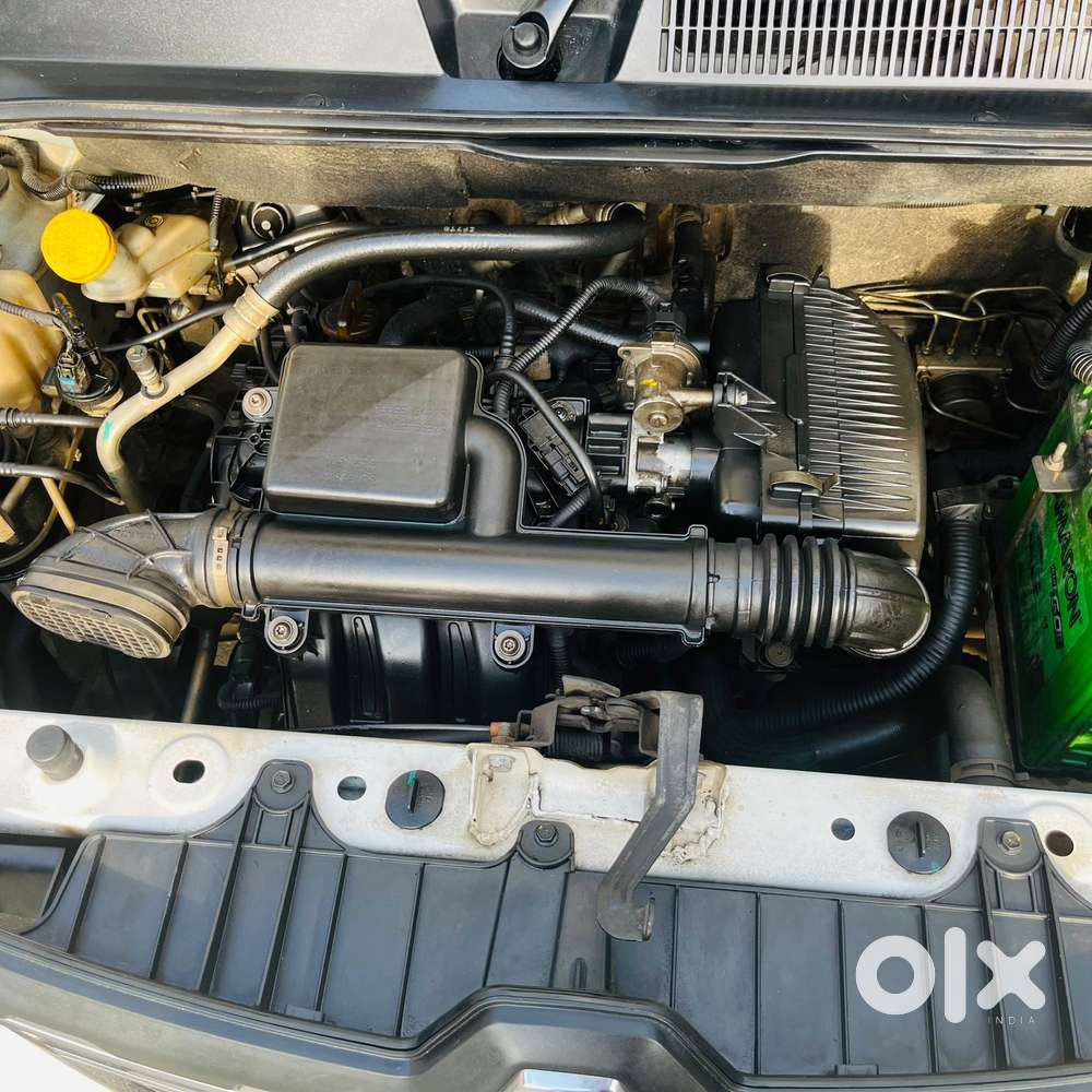 Renault Triber Rxz, 2019, Petrol
