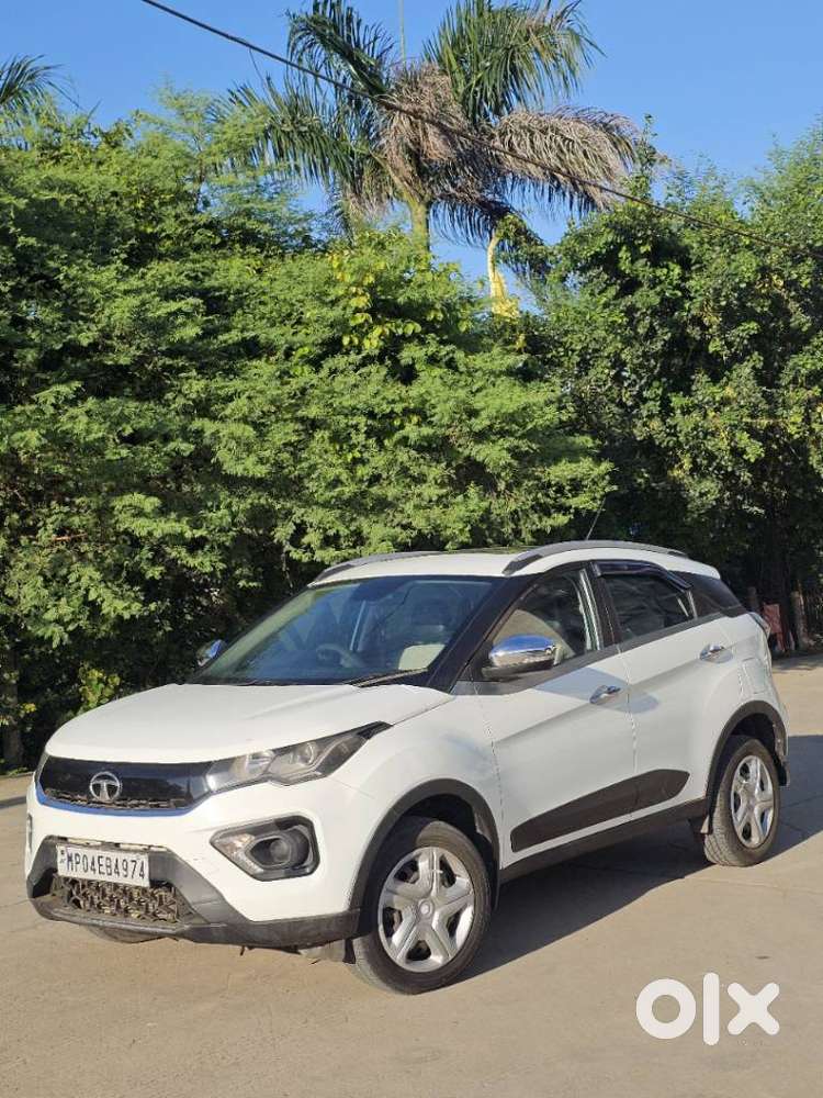 Tata Nexon 1.5 Revotorq Xm (s), 2021, Diesel