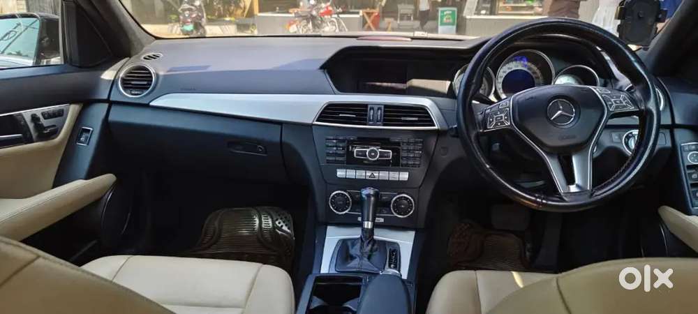 Mercedes Benz C200
Petrol
2011 Model Rgtd In 2012 Elegance Top End