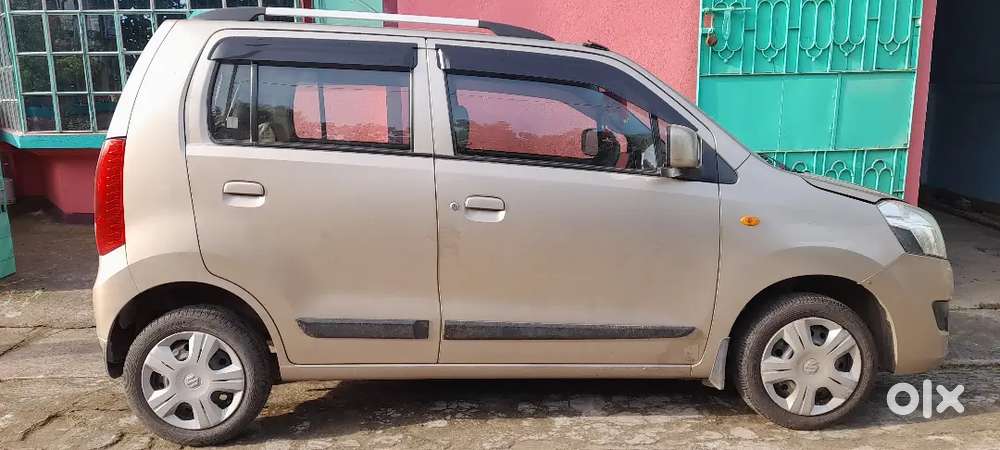 Maruti Suzuki Wagon R 2013 Petrol Well Maintained