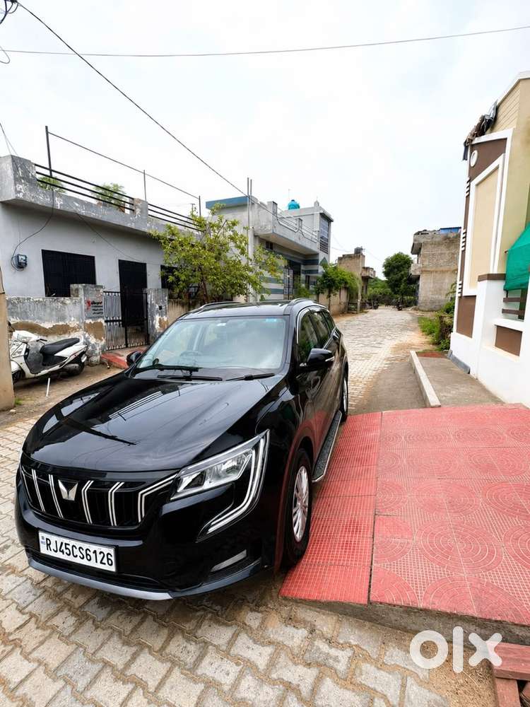 Mahindra Xuv700 2022 Petrol Well Maintained