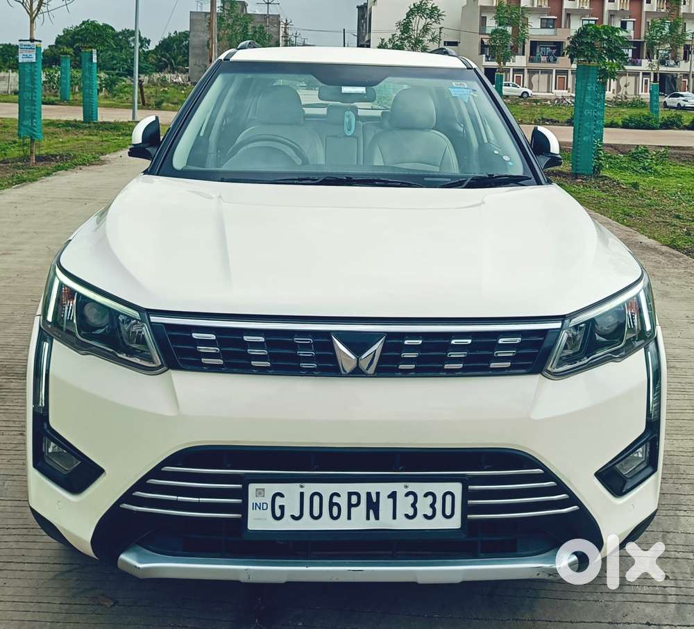 Mahindra Xuv300 W8 Amt Diesel, 2023, Diesel