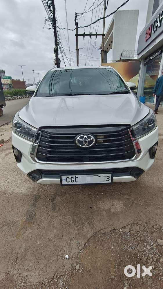 Toyota Innova Crysta 2.4 Vx Mt 8s, 2022, Diesel