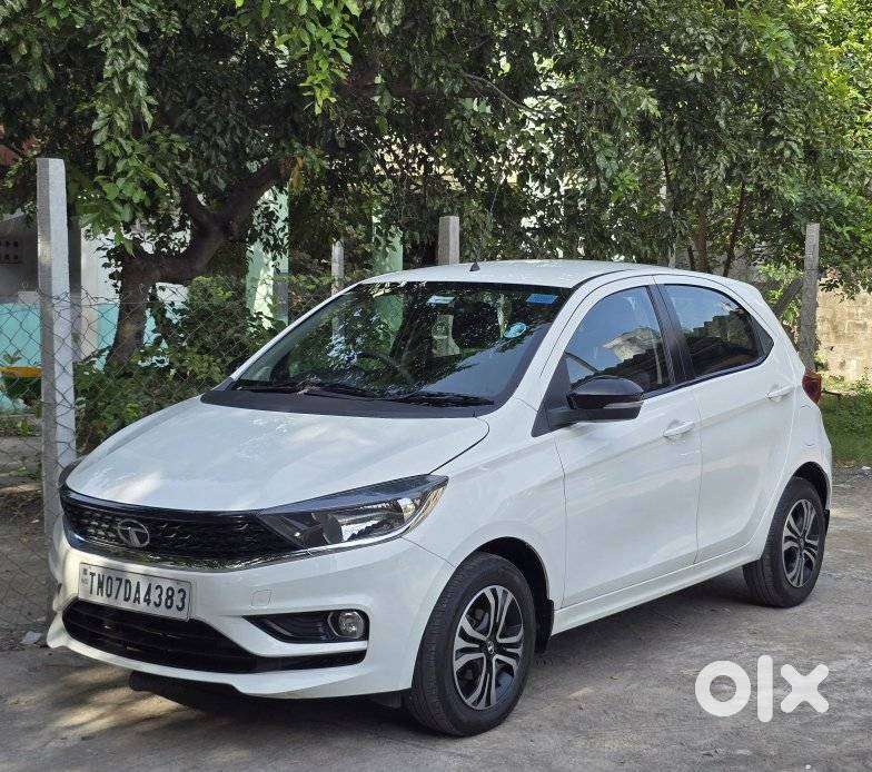 Tata Tiago 1.2 Revotron Xza, 2022, Petrol