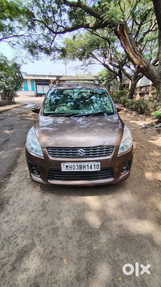 Maruti Suzuki Ertiga Zxi 2012 Top Model