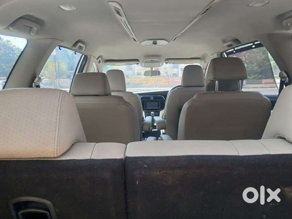 Mahindra Marazzo M8, 2018, Diesel