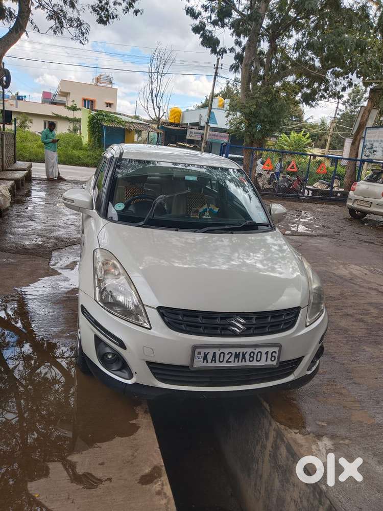Maruti Suzuki Swift Dzire Vdi Optional, 2015, Diesel