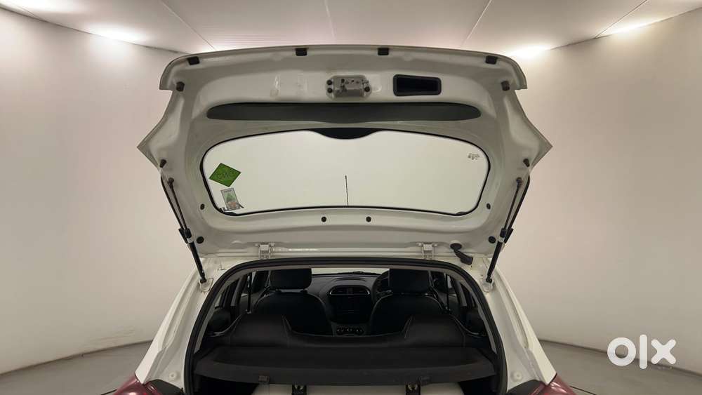 Tata Tiago 1.2 Revotron Xt Cng, 2023, Cng & Hybrids