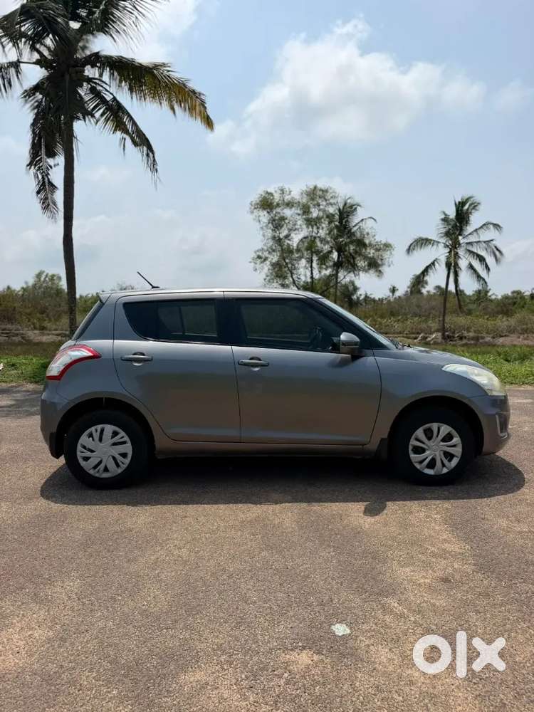 Maruti Suzuki Swift Vxi 2015