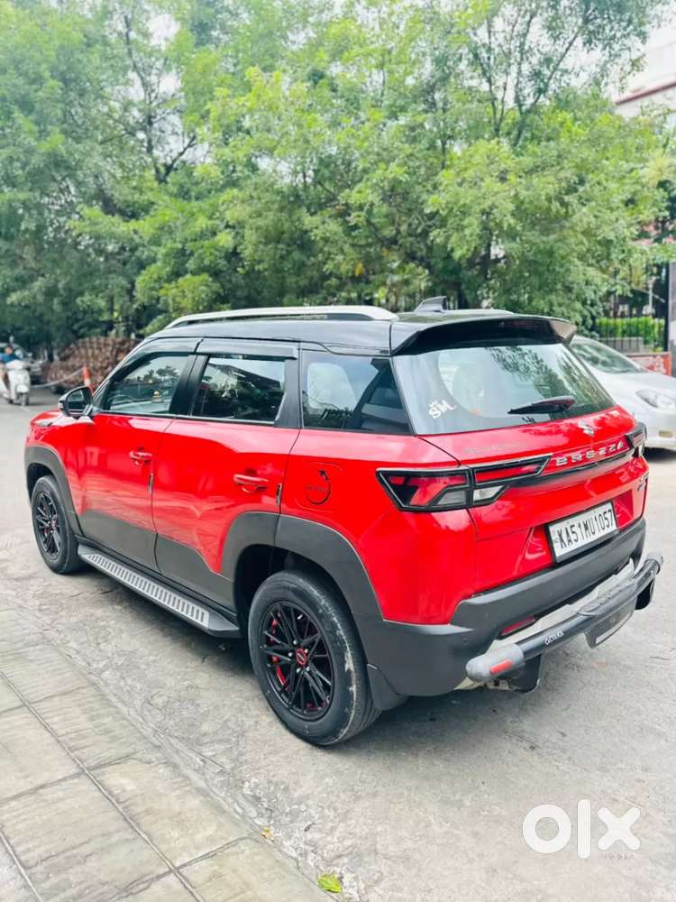 Maruti Suzuki Brezza 1.5 Zxi Plus Smart Hybrid Dual Tone, 2023, Petr..