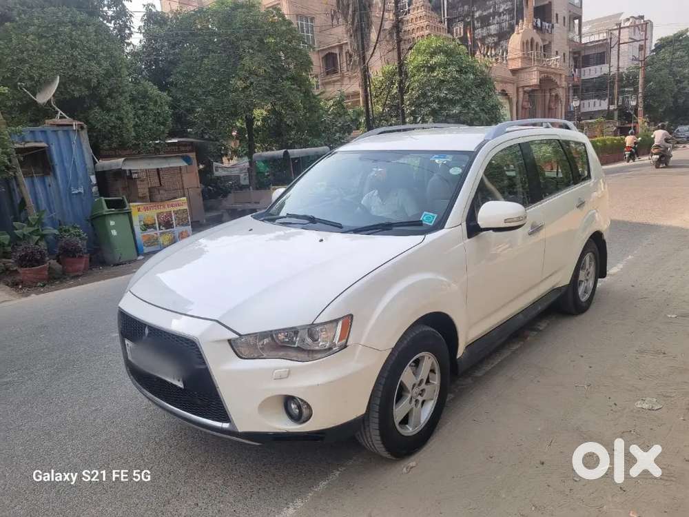 Mitsubishi Outlander 2011 Petrol Automatic