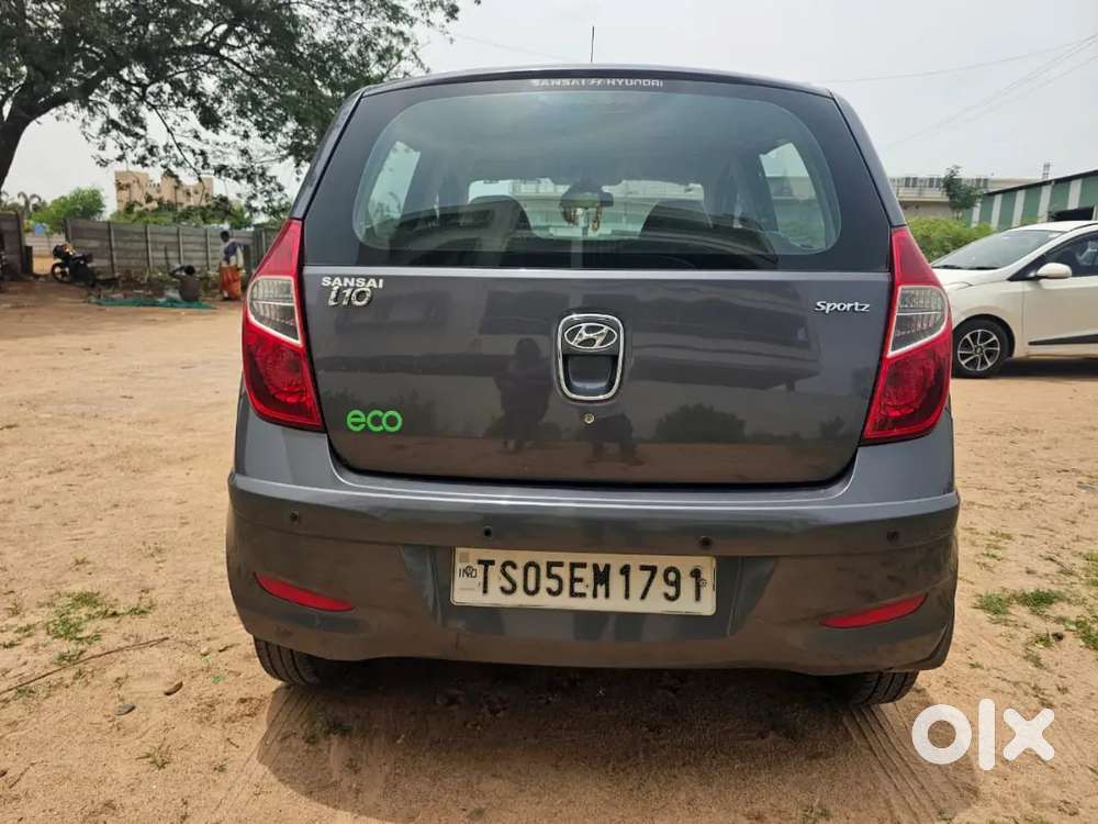 Hyundai I10 Sportz Manual 2015
