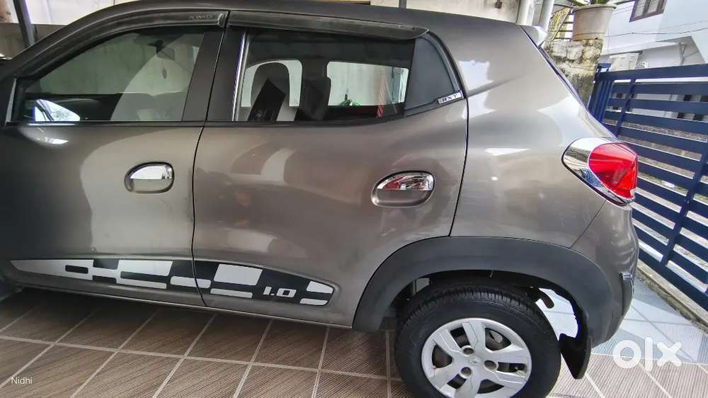 Well Maintained 2016 Renault Kwid Rxt Petrol First Owner