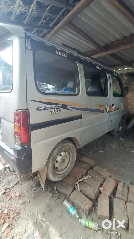 2013 Maruti Suzuki Eeco Smiles 7-seater Standard