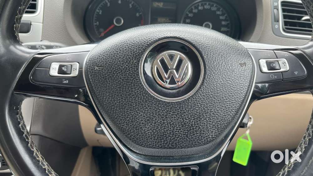 Volkswagen Vento 1.2 Tsi Highline Plus At, 2018, Petrol