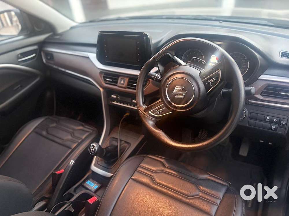 Maruti Suzuki Brezza 2025 Petrol Goodcondition & Push To Start Button