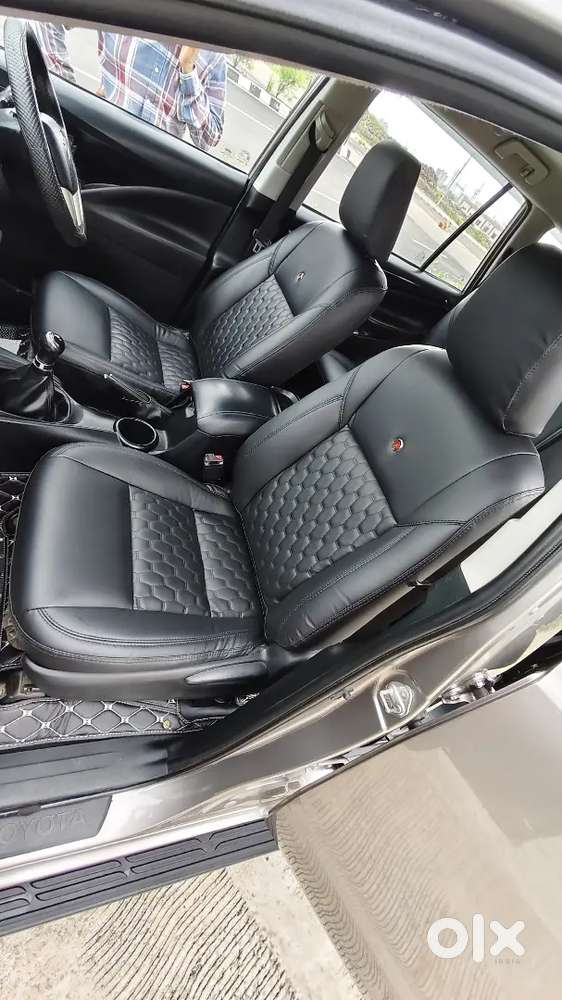 Toyota Innova Crysta 2.4 V 2017 Diesel Manual