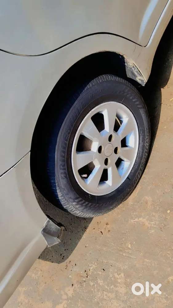 Maruti Suzuki Dzire 2011