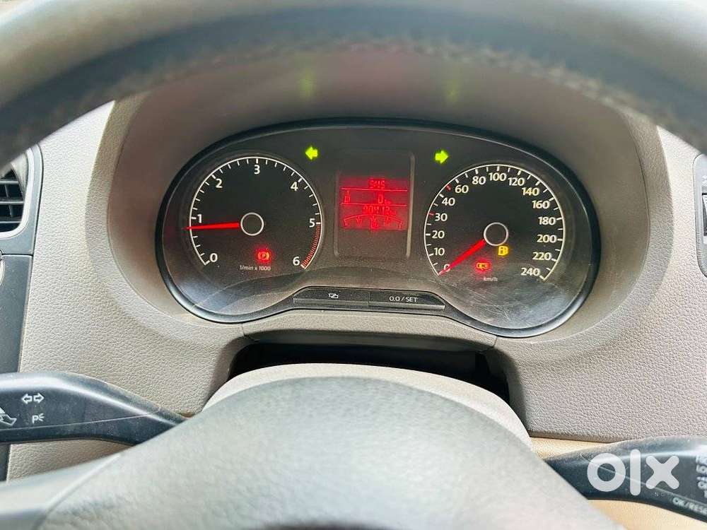 Volkswagen Vento Magnific 1.6 Highline, 2014, Diesel
