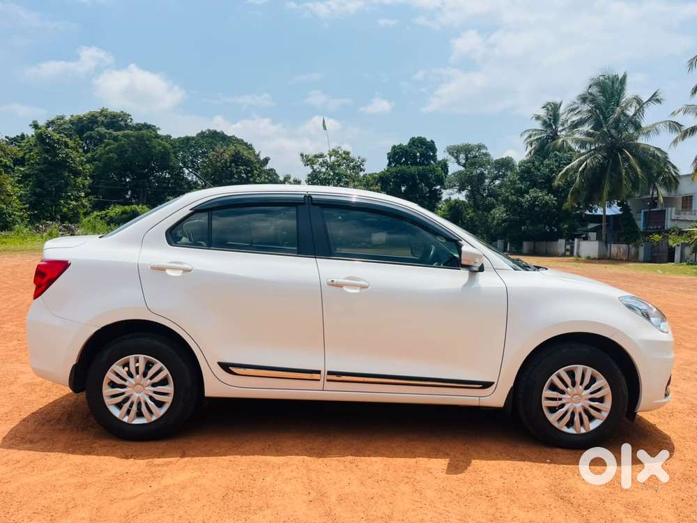 Maruti Suzuki Swift Dzire Vxi Optional, 2021, Petrol