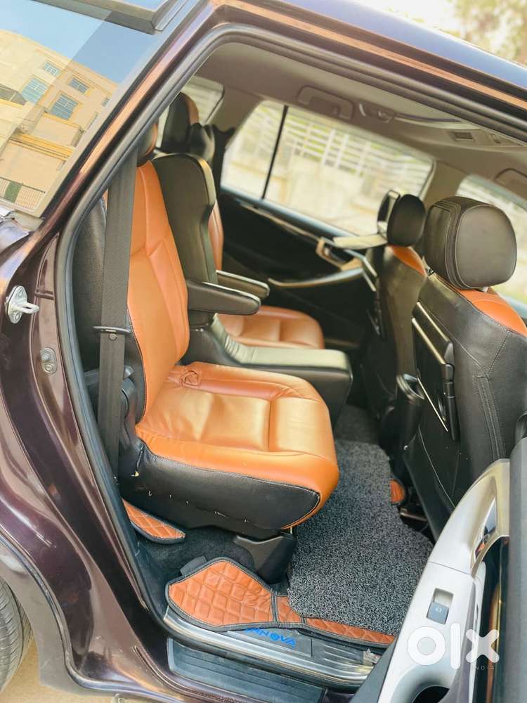 Toyota Innova Crysta 2.7 V, 2016, Diesel