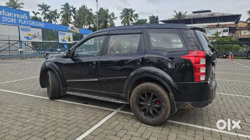 Mahindra Xuv500 2.2 W10 Awd 2016