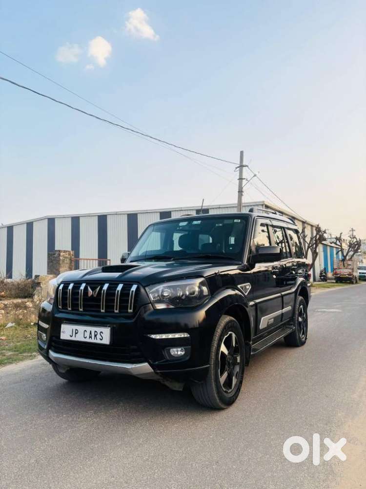 Mahindra Scorpio Classic 2.2 S 11 Mt 7 Str, 2023, Diesel