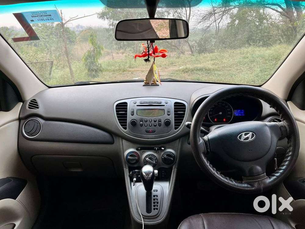 Hyundai I10 Sportz At, 2011, Petrol