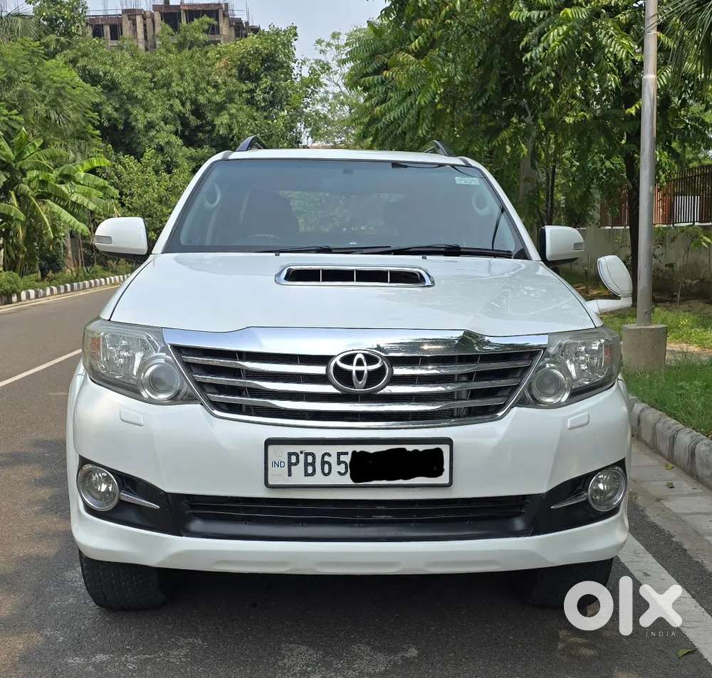 Toyota Fortuner 2015 Automatic 4 By 4 Well Maintained