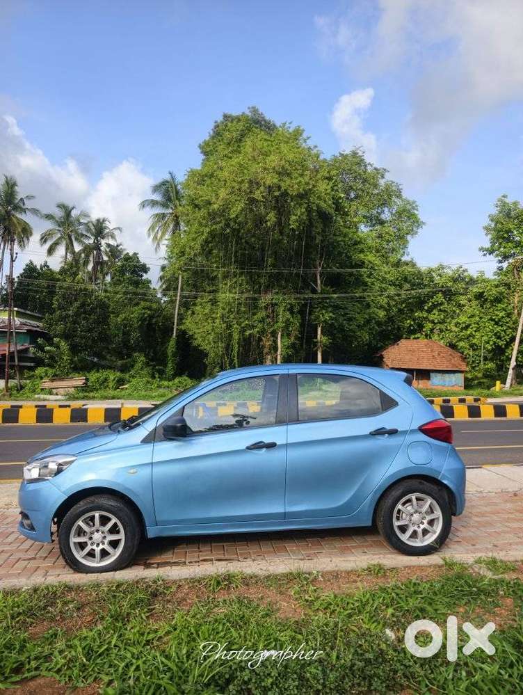 Tata Tiago, 2016, Petrol