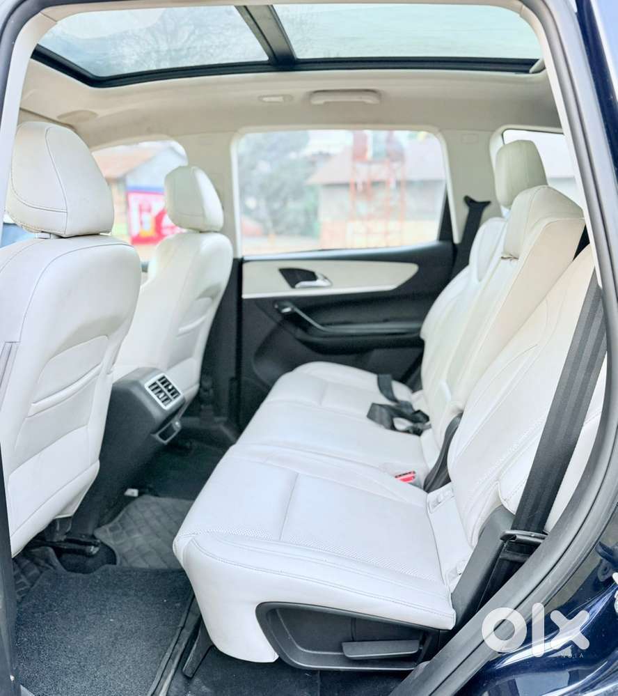 Mahindra Xuv 700 Ax7l 2023 Model