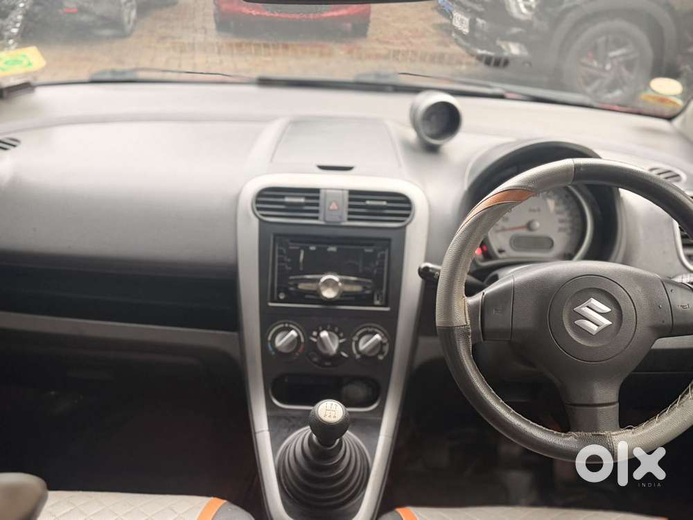 Maruti Suzuki Ritz Vxi, 2014, Petrol