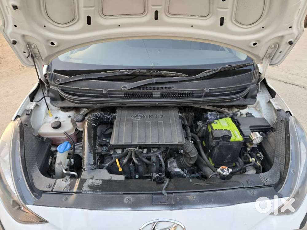 Hyundai Aura S Manual, 2023, Cng & Hybrids