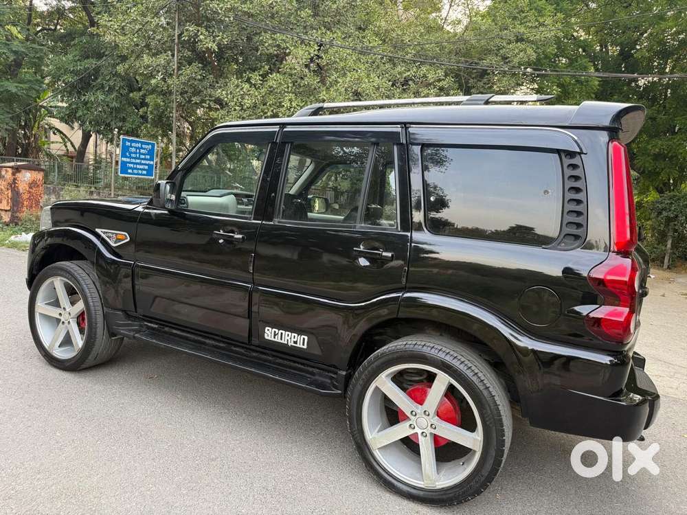 Mahindra Scorpio S6 Plus, 2017, Diesel
